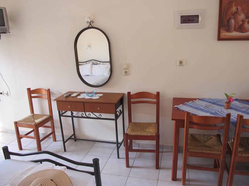 Porto Kastri Studios Habitación foto
